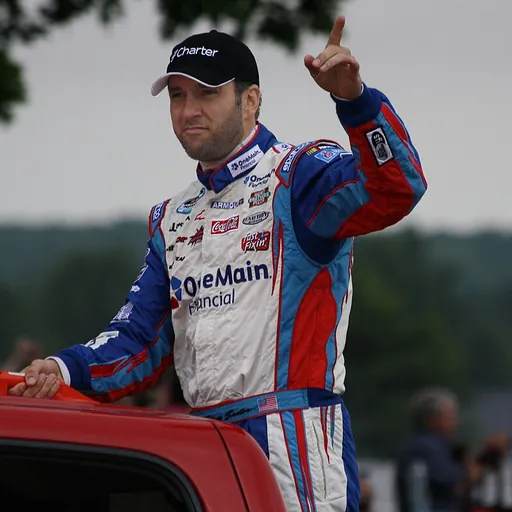 Portrait of Elliott Sadler