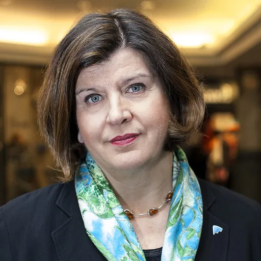 Portrait of Randi Flesland