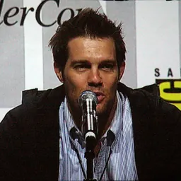 Portrait of Geoff Stults