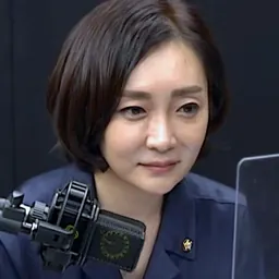 Portrait of Yoo Jung-ju