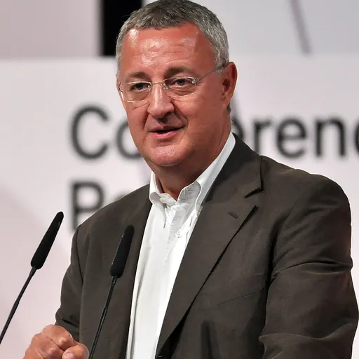 Portrait of Jesús Caldera