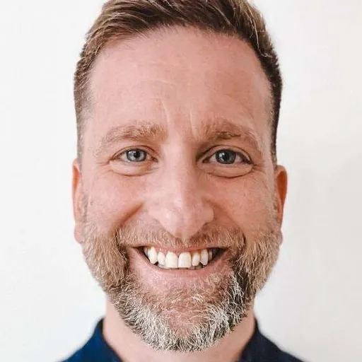 Portrait of David Nekrutman