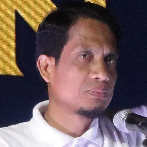 Portrait of Ronnel Arambulo