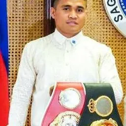 Portrait of Marlon Tapales