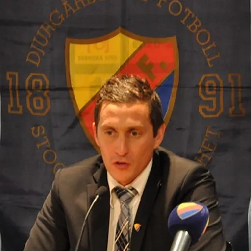 Portrait of Carlos Banda