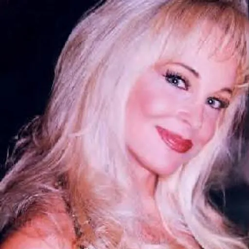 Portrait of Debra Marshall