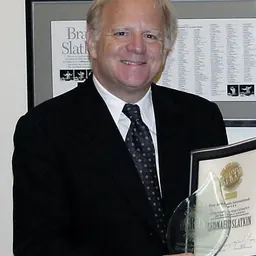Portrait of Leonard Slatkin