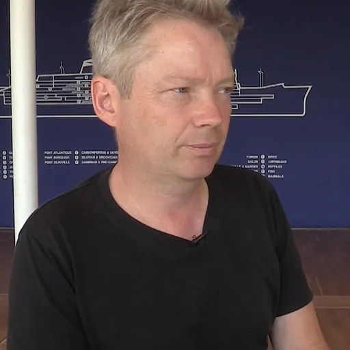 Portrait of Simon Patterson