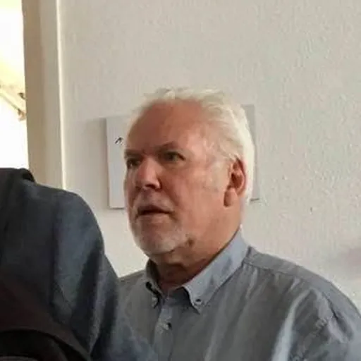 Portrait of Willy Lindwer