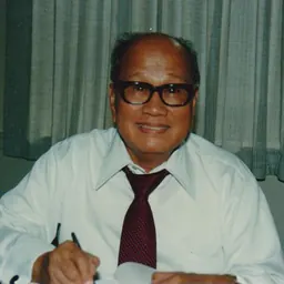 Portrait of Bienvenido Santos