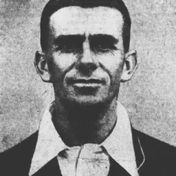 Portrait of Ron Oxenham