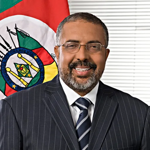 Portrait of Paulo Paim