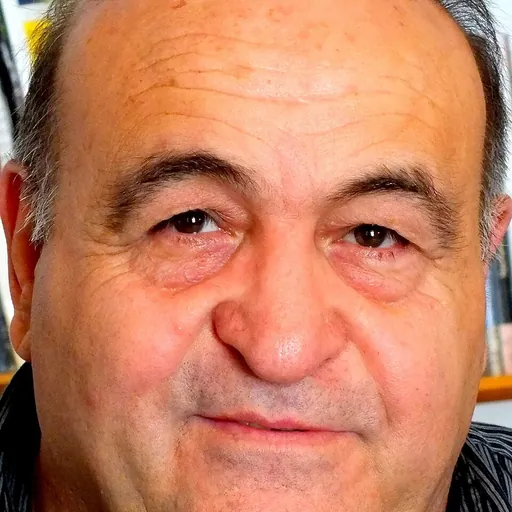 Portrait of Manoochehr Shafaei