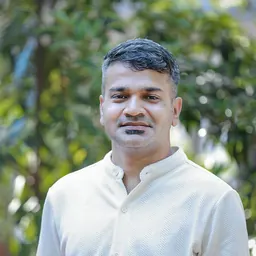 Portrait of Anuraj Manohar