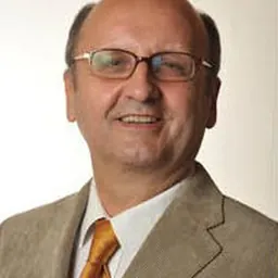 Portrait of Dylan Morgan