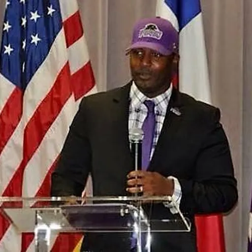 Portrait of Willie Simmons
