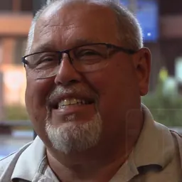 Portrait of Mark Dion