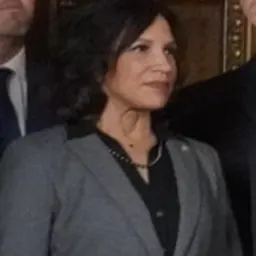 Portrait of Lisa Demuth