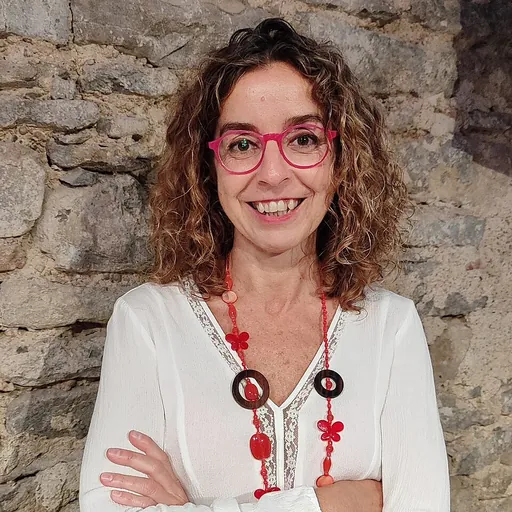Portrait of Mònica Bernabé Fernández