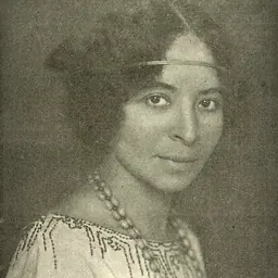 Portrait of Tula Marina di Vista
