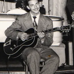 Portrait of Ronnie Singer