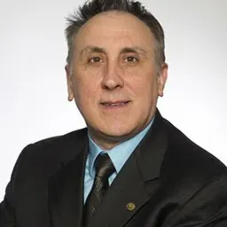 Portrait of Carlos Lousto