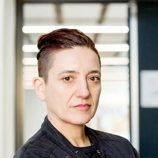 Portrait of Itziar Okariz