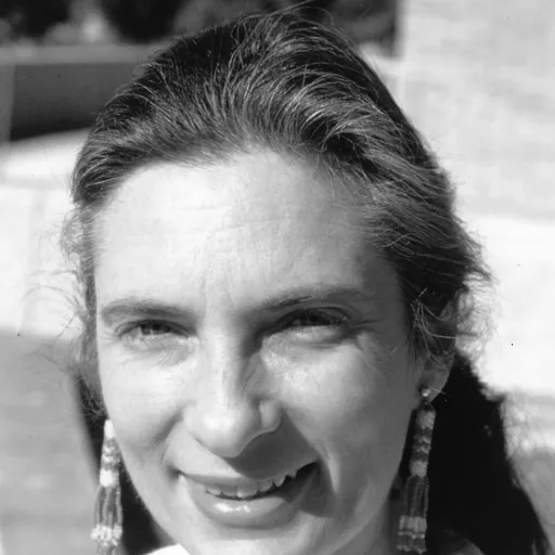 Portrait of Beverly Turner Lynds