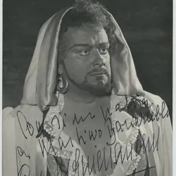 Portrait of Carlos Guichandut