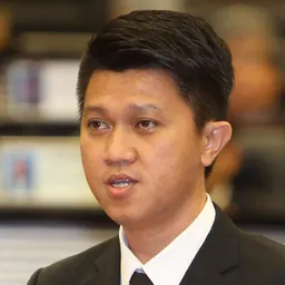 Portrait of Chong Sin Woon
