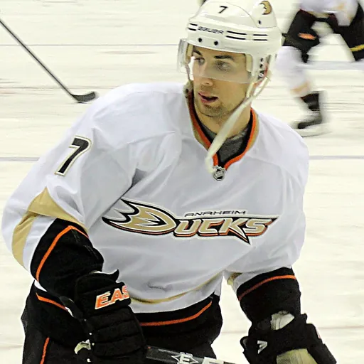 Portrait of Andrew Cogliano
