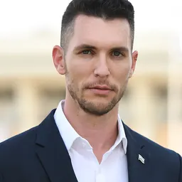 Portrait of Idan Roll