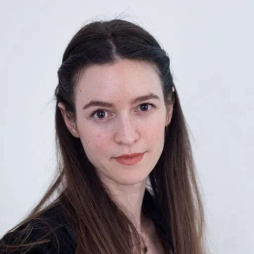 Portrait of Julia Ebner