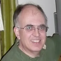 Portrait of Steve Vickers