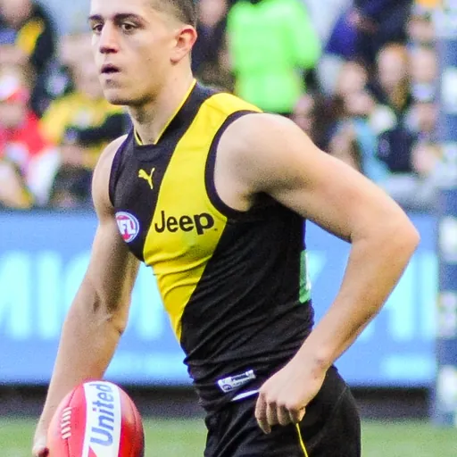 Portrait of Jason Castagna