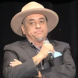 Portrait of Richard Montoya