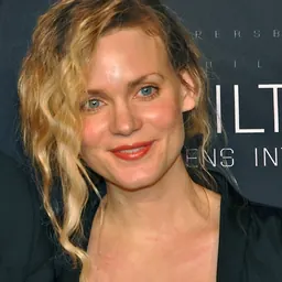 Portrait of Liv Mjönes