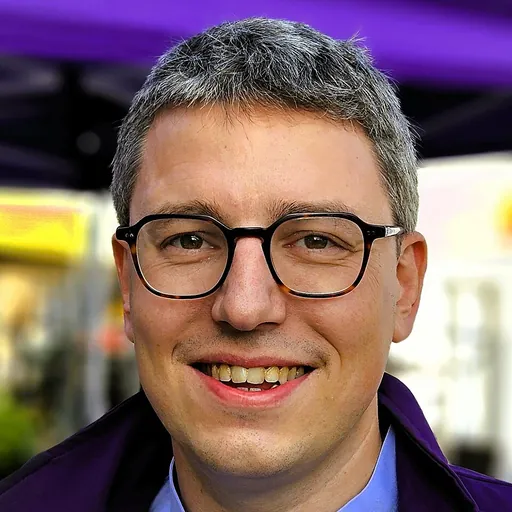 Portrait of Sven Clement