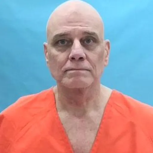 Portrait of Steven Lorenzo