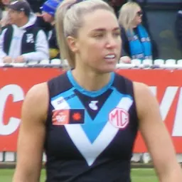 Portrait of Hannah Dunn