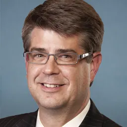 Portrait of Lee Terry