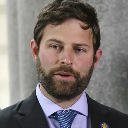 Portrait of Elijah Reichlin-Melnick