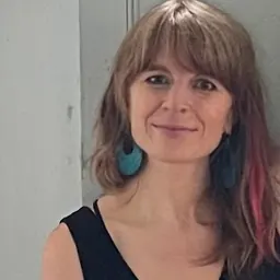 Portrait of Moira Smiley