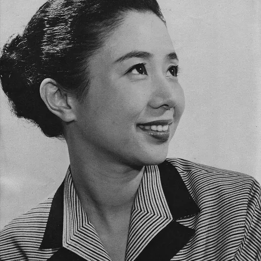Portrait of Nobuko Otowa