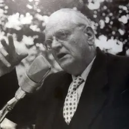 Portrait of Gottlieb Duttweiler