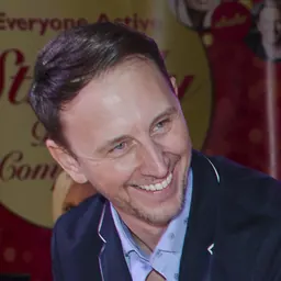 Portrait of Ian Waite
