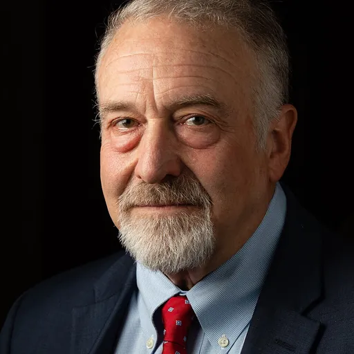 Portrait of Tom Hamburger