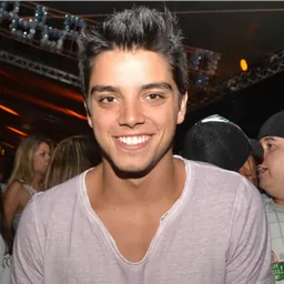Portrait of Rodrigo Simas