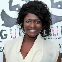 Portrait of Dentaa