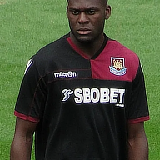 Portrait of Frank Nouble